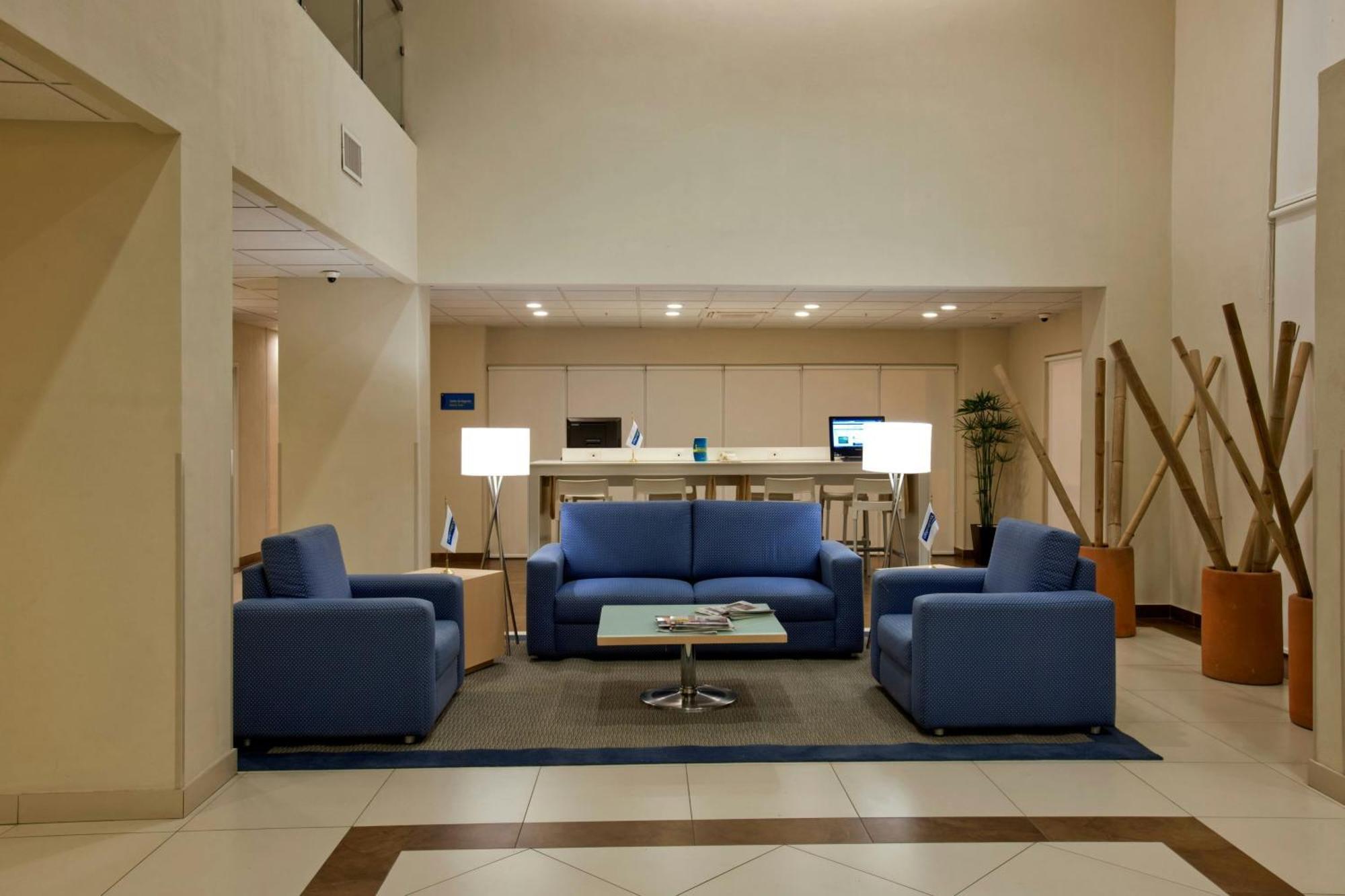 City Express By Marriott Ciudad Obregón Eksteriør billede